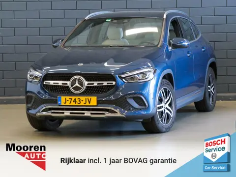 Mercedes-Benz GLA 200 Business Solution Luxury | LEDER | CAMERA | NAVIGATIE | 1.800kg Trekgew! |