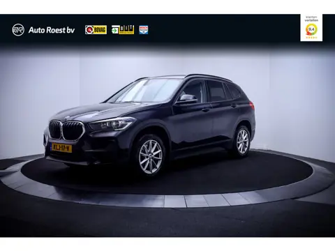 BMW X1 20iA xDr. ADVANTAGE Edition MEMORY | CAMERA | CARPLAY | ACC | LEDER | STOELVERW | DAB | NAVI 