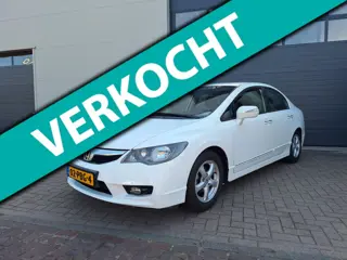 Honda Civic | 1.3 Hybrid Elegance | Lage kilometerstand | Airco | Stoel verwarming | Cruise control 