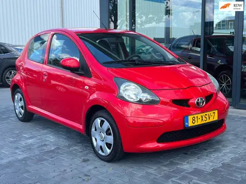 Toyota Aygo 1.0-12V 5DEURS AIRCO APK-09-2027