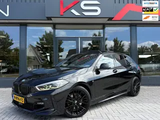 BMW 1-serie 118i Executive M sport Pano M Seats Camera