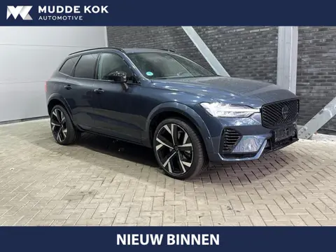 Volvo XC60 T6 Plug-in hybrid Ultra Black Edition | ACC | Luchtvering | Panoramadak | Bowers&Wilkins 