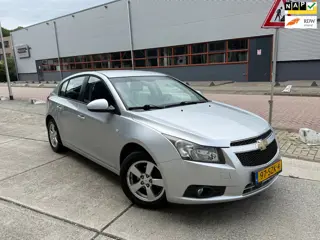 Chevrolet Cruze 1.8 LT AUTOMAAT 46000 NAP NAVI Volledig onderhouden AIRCO