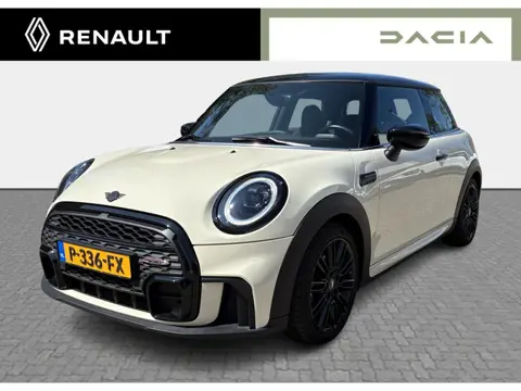 MINI 3-deurs 1.5 Cooper John Cooper Works Pakket (bj 2022)
