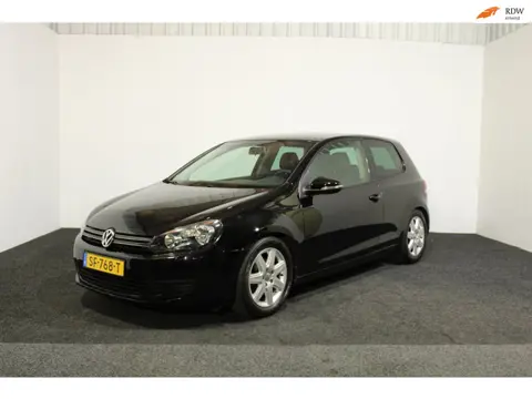 Volkswagen Golf 1.6 Trendline · Nieuwe onafhankelijke APK en afleveringsbeurt inclusief!