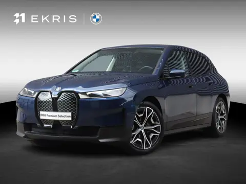 BMW iX xDrive40 | Driving Assistant Prof. | Trekhaak | Head-Up | Parking Assistant Plus | Harman Kar