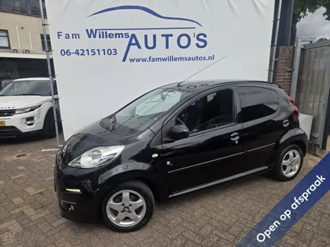 Peugeot 107 1.0 Black editon Airco Leer Nap NL (bj 2012)