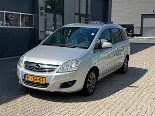 Opel Zafira 1.8 Cosmo