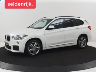 BMW X1 sDrive20i High Executive | Alcantara | Stoelverwarming | Adaptive cruise | Head-up | Camera |