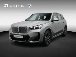 BMW iX1 xDrive30  Launch Edition | M Sportpakket | Innovation Pack | Comfort Pack | Trekhaak | Elekt