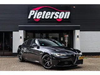 Alfa Romeo Giulia 2.0 T AWD Q4 VELOCE H&K ACC MEMORY XENON