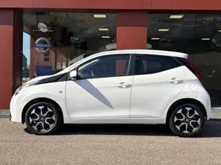 Toyota Aygo 1.0 VVT-i x-play (bj 2019)