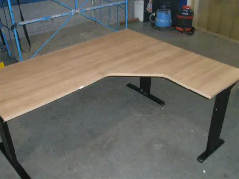 *1x Hoekbureau 200x80x160x60