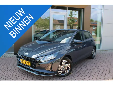 Hyundai i20 1.0 T-GDI 100pk Comfort Smart 1e eigenaar Airco Navi Camera Carplay Trekhaak Nieuwstaat