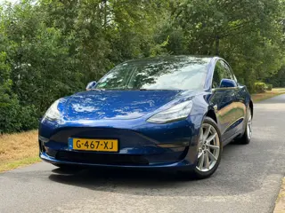 Tesla Model 3 Long Range AWD 75 kWh |SOH 88% + Trekhaak + BTW + Autopilot Nu € 23.975,-!!!