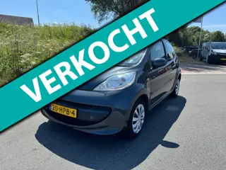 Peugeot 107 1.0-12V XS Airco handel/Export