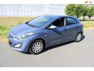 Hyundai I30 5 Drs 1.4i 5 Drs