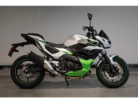 Kawasaki Z7 HYBRID (bj 2024)