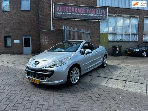 Peugeot 207 CC 1.6 VTi