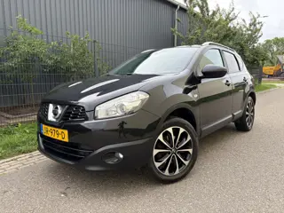Nissan QASHQAI 1.6 Connect Edition / PANORAMADAK / NAVI / CRUISE / CLIMATE