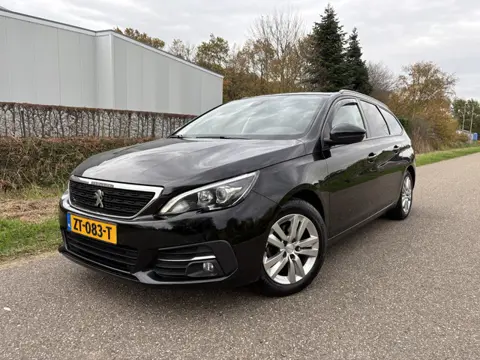 Peugeot 308 SW 1.2 PureTech Blue Lease Executive / PANORAMADAK / NAVI / CRUISE