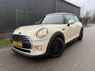 MINI Mini 1.5 One D Business / AIRCO (bj 2014)