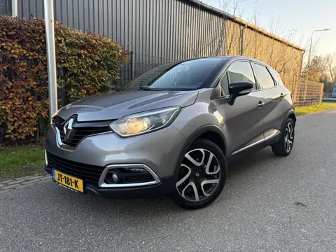 Renault Captur 1.2 TCe Helly Hansen / AUTOMAAT / AIRCO / CRUISE