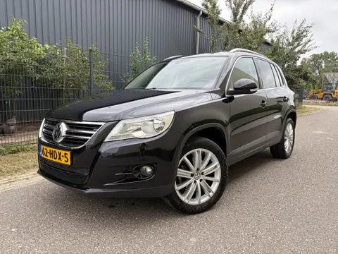 Volkswagen Tiguan 2.0 TSI Sport&Style 4Motion / LEER / NAVI / AIRCO ECC / STOELVERW / 126dkm! NAP!