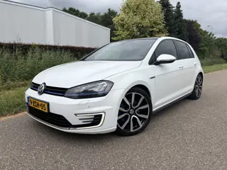 Volkswagen Golf 1.4 TSI GTE / AUTOMAAT / NAVI / SOH 80% / CRUISE / STOELVERWARMING / TREKHAAK
