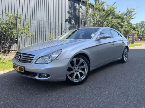 Mercedes-Benz CLS-Klasse 350 / AUTOMAAT / LEER / NAVI / SCHUIFDAK