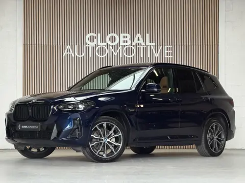 BMW X3 XDrive30e High Executive M Sport - PANO - HARMAN KARDON - TREKHAAK - CARBON - M STOELEN