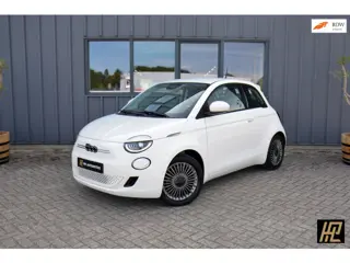 Fiat 500 3+1 Icon 42 kWh * Carplay/Android * Camera * SoH 93% * Zeer mooi