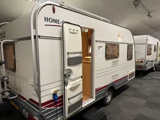 Home-Car Racer Trophy 430 TZF VASTBED TREINZIT VOORTENT