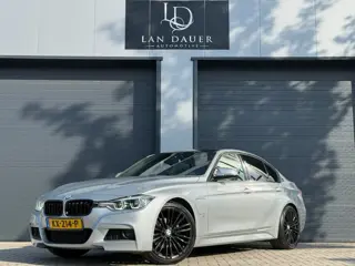 BMW 3-serie 330e Centennial High Executive / AKRAPOVIC / NAP