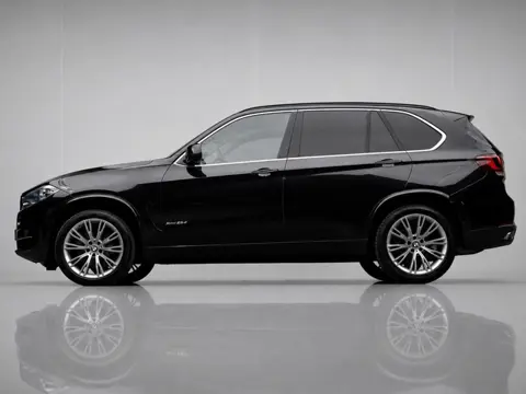 BMW X5 XDrive40d High Executive (PANORAMADAK,LED,HEAD-UP,ELECTRISCHE STOELEN,LEDER,VERWARMING,CAMERA