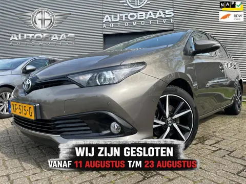 Toyota Auris 1.8 Hybrid Dynamic AUTOMAAT+NLAUTO+NAP+TREKHAAK+NAVIGATIE+CAMERA+STOELVERWARMING+CLIMAT