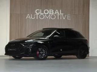 Audi A3 Sportback 2.5 TFSI RS 3 quattro - PANO - B&O - HEAD UP - RS STOELEN