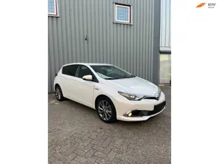 Toyota Auris 1.8 Hybrid Executive zeer nette auto