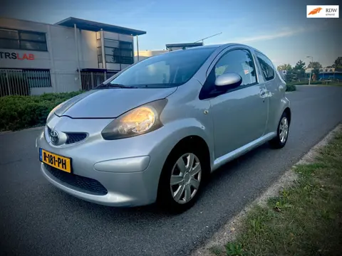 Toyota Aygo 1.0-12V, KOUDE AIRCO, NIEUWE APK