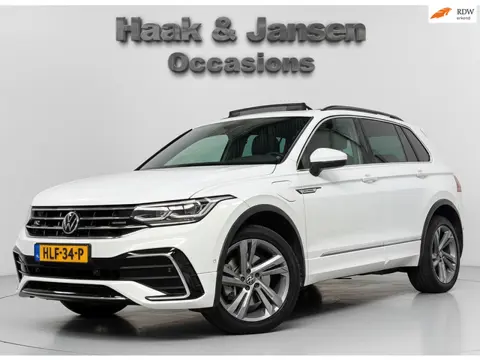 Volkswagen TIGUAN 1.4 TSI eHybrid R-Line Business+ - Pano - ACC