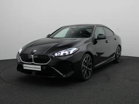 BMW 2 Serie Gran Coupé 220 M Sportpakket | Driving Assistant Plus | Stuurwielverwarming | 19"