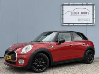 MINI 5-deurs 1.5 Cooper Chili Business Automaat/Trekhaak/Navi/Climate.