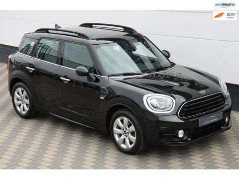 Mini Countryman 1.5 Cooper Navi Led Leder Keyless Cruise !!
