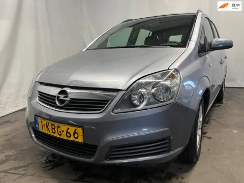 Opel Zafira 1.6 Essentia SCHADEAUTO!