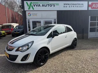 Opel Corsa 1.4 Color Stripes Edition clima, stoel- en stuurverwarming, APK 06-2027!