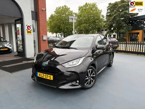 Toyota Yaris 1.5 Hybrid 115 Business