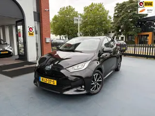 Toyota Yaris 1.5 Hybrid 115 Business