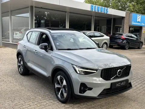 Volvo XC40 2.0 B3 Ultimate Dark Panorama Pilot Assist Keyless