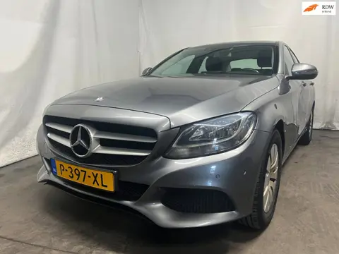 Mercedes-Benz C-klasse 180 CDI Prestige SCHADEAUTO!!