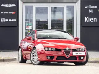 Alfa Romeo Brera 1.7 T SkyWindow | Sportstoelen | Cruise control | Youngtimer |